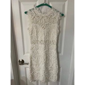 Sans Souci Formal Lace White Sleeveless Dress M